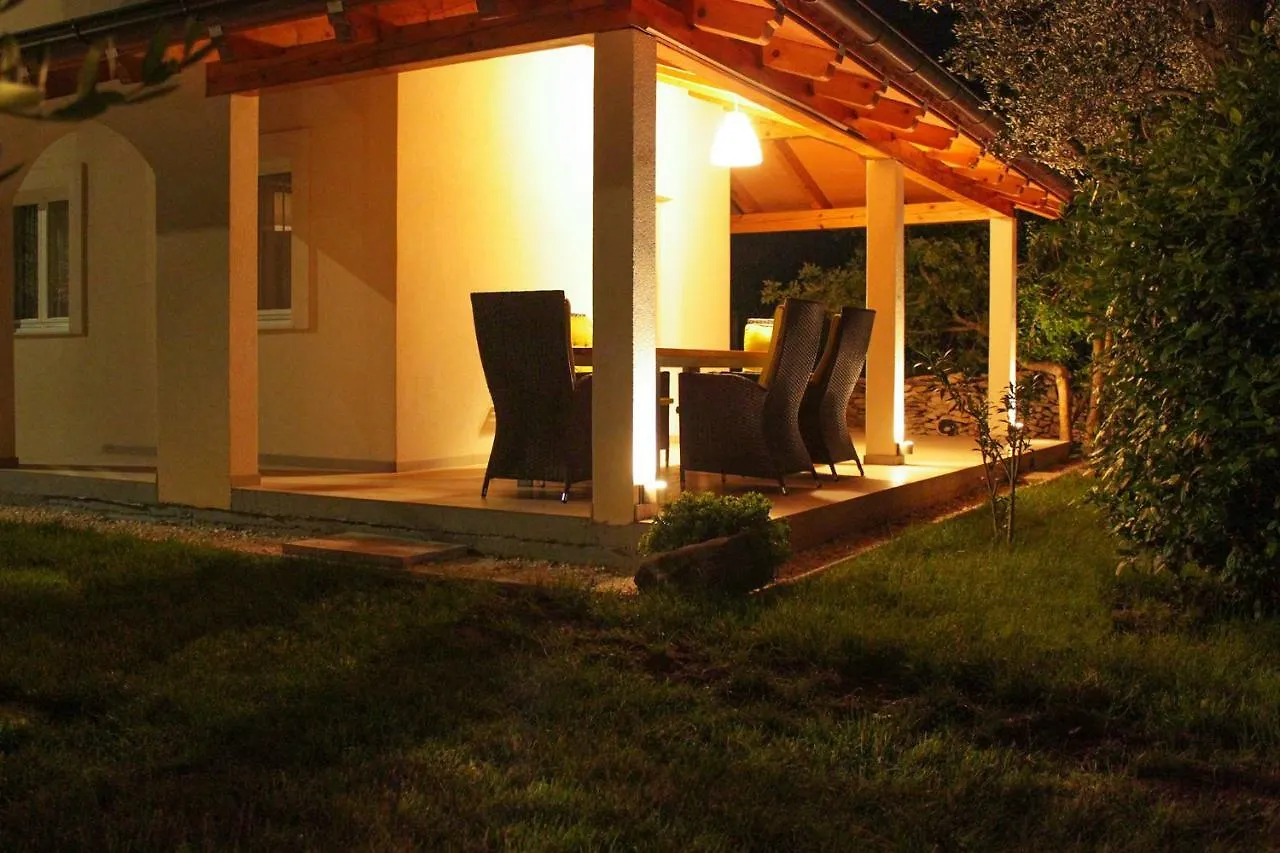 Holiday Home Liberta Krnica 0*,  Kroatien